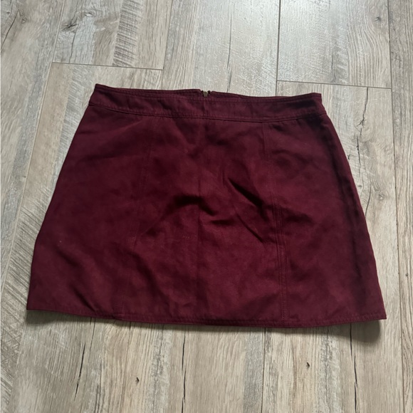 Red Suede Skirt - Picture 2 of 3